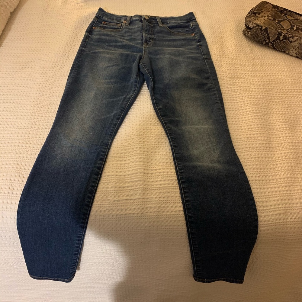 Dark wash skinny jeans